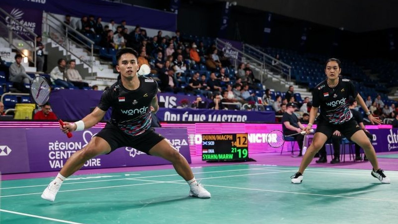 Ganda campuran Indonesia, Amri/Nita, bangkit dari kekalahan di German Open dan melaju ke babak kedua Orleans Masters 2025 setelah mengalahkan pasangan Skotlandia.
