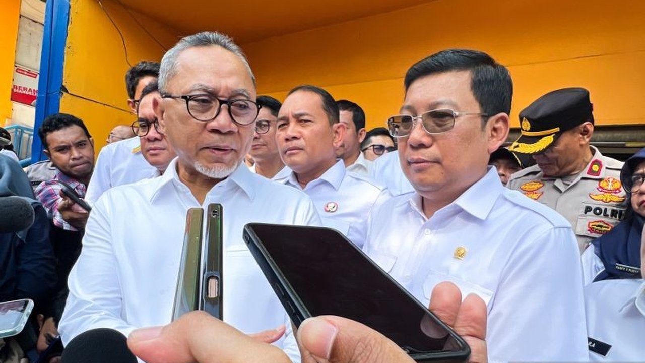 Presiden Prabowo Subianto berencana membentuk 70.000 Koperasi Desa Merah Putih untuk menstabilkan harga gabah dan meningkatkan kesejahteraan petani.