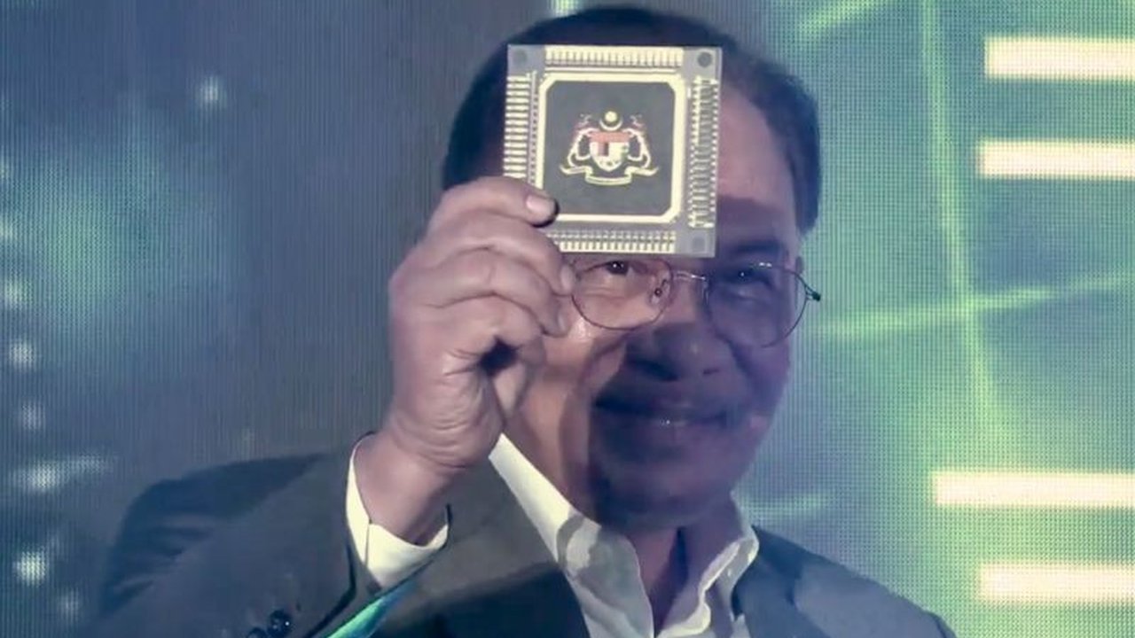 Malaysia bermitra dengan ARM Holdings untuk memproduksi mikrocip 