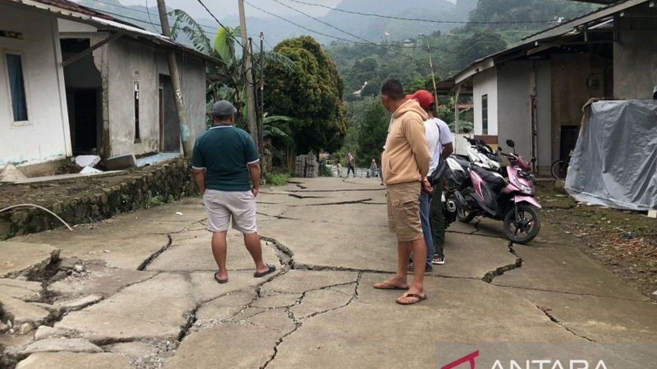 Sentul City Siap Relokasi Korban Tanah Bergerak di Bojongkoneng, Bogor