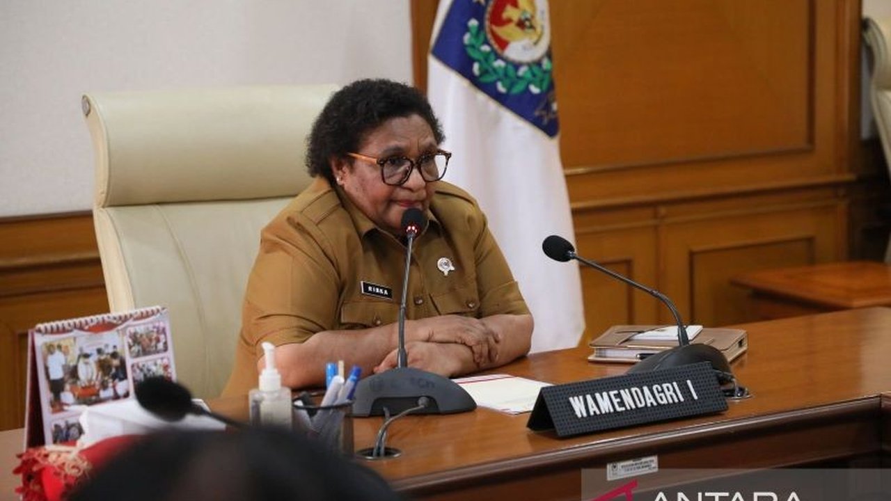 Wamendagri meminta pemerintah daerah mengoptimalkan APBD untuk membiayai Pemungutan Suara Ulang (PSU) Pilkada 2024 agar tidak membebani APBN.