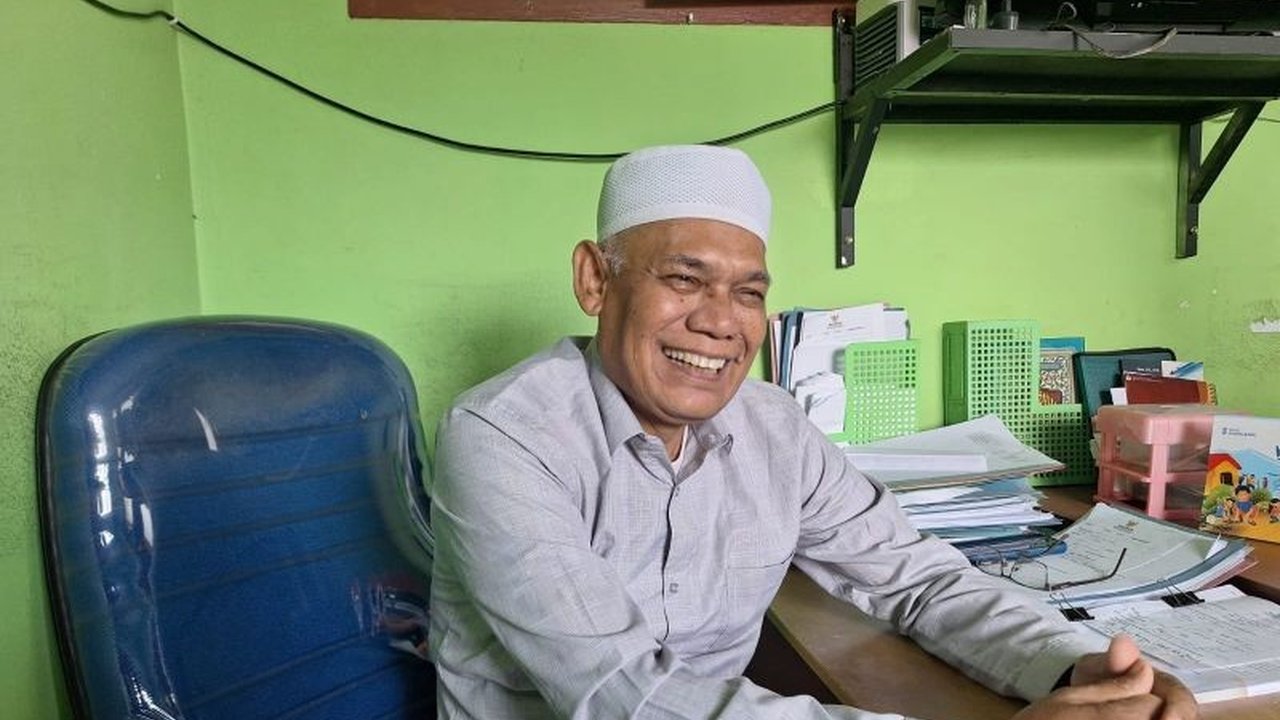 Baznas Kabupaten Bangka, Bangka Belitung, telah mendistribusikan bantuan lebih dari Rp1,6 miliar kepada masyarakat yang membutuhkan pada tahun 2024, meliputi berbagai sektor seperti pendidikan, kesehatan, dan ekonomi.