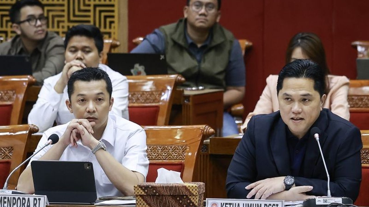 Komisi X DPR RI menyetujui naturalisasi Emil Audero, Dean James, dan Joey Pelupessy untuk memperkuat Tim Nasional Indonesia di kancah internasional, termasuk Kualifikasi Piala Dunia 2026 dan Piala Asia 2027.