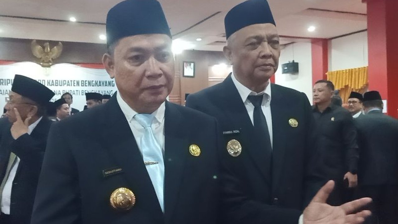 Bupati Bengkayang, Sebastianus Darwis, dan Wakil Bupati Syamsul Rizal berkomitmen mewujudkan Kabupaten Bengkayang yang maju, mandiri, dan sejahtera melalui tujuh misi pembangunan strategis periode 2025-2030.