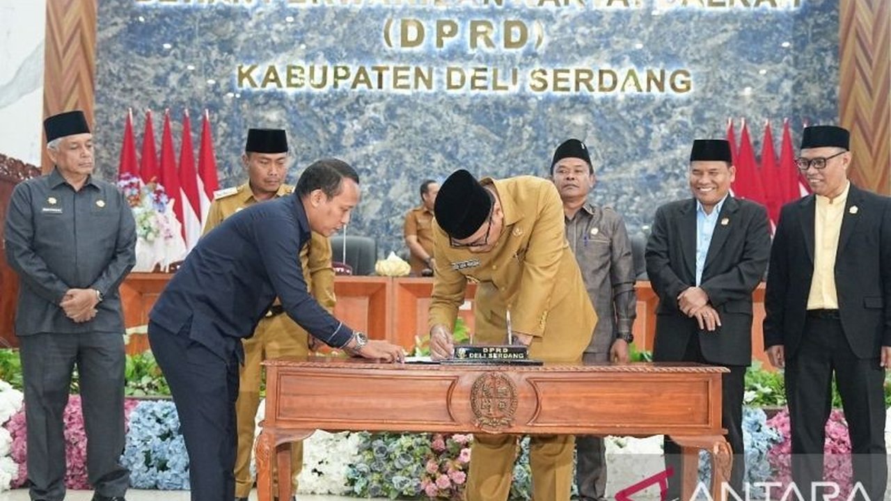 DPRD Deli Serdang menyetujui Ranperda Lembaga Penyiaran Publik Lokal (LPPL) Radio Deli Serdang Berseri (DSB) 93,8 FM menjadi Perda,  mendukung penyebaran informasi pembangunan dan pelestarian budaya lokal.