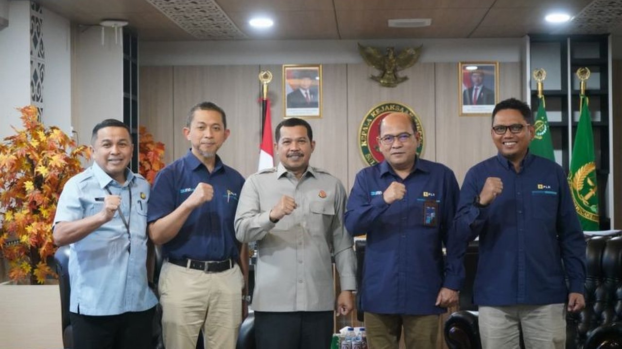 PLN UIP Sulawesi dan Kejati Sulsel memperkuat kerja sama untuk memastikan pembangunan infrastruktur ketenagalistrikan di Sulawesi Selatan berjalan lancar dan andal, demi meningkatkan pasokan listrik bagi masyarakat.