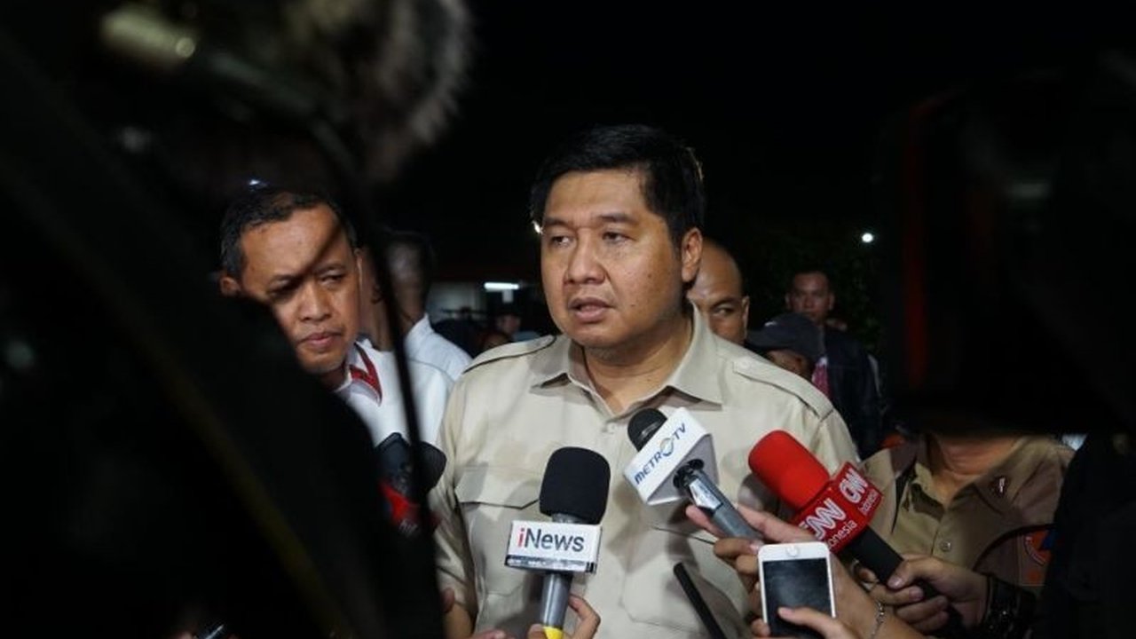 Menteri PKP Maruarar Sirait berkoordinasi dengan BNPB dan Pemkot Bekasi untuk penanganan banjir yang telah mengakibatkan 61.223 jiwa terdampak di Kota Bekasi, relokasi menjadi opsi yang dipertimbangkan.