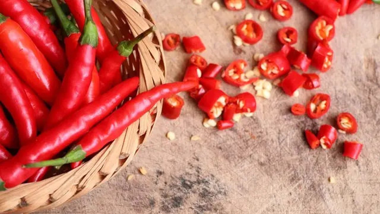 Ilustrasi cabai merah. (Foto: Freepik)