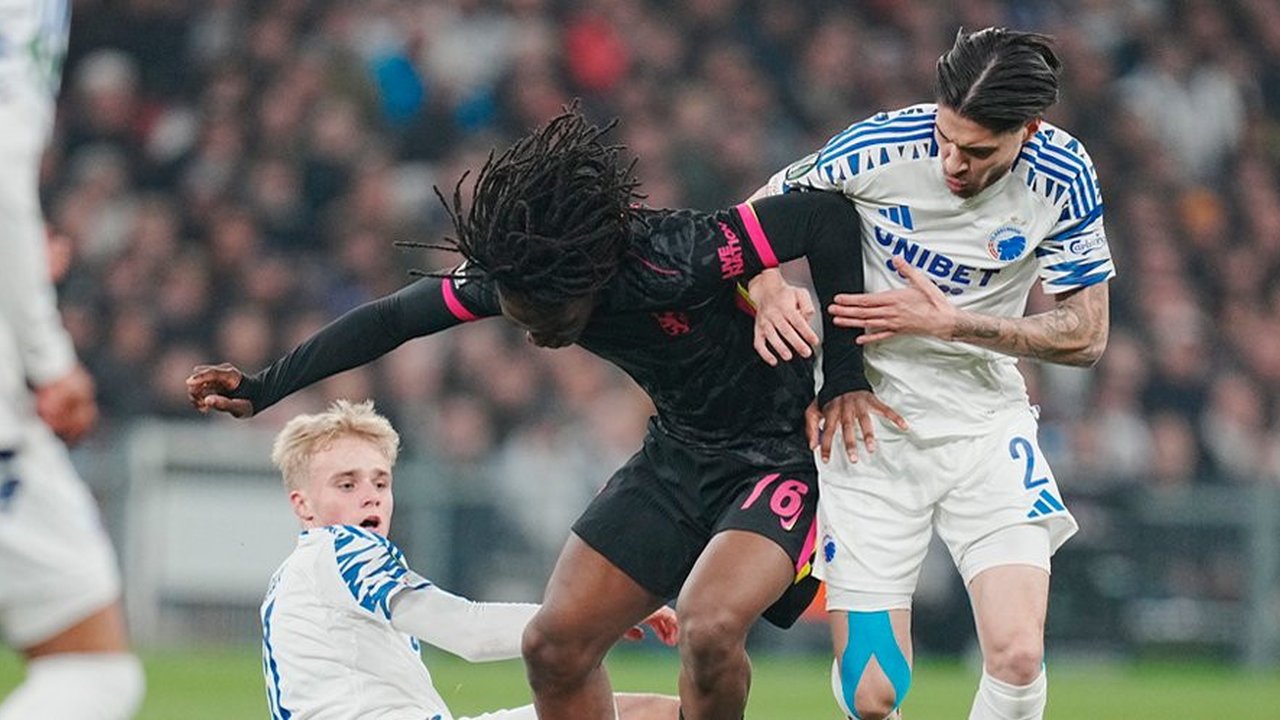 Kevin Diks terkait Cedera Engkelnya: Sakit Banget, Dokter Bilang Enggak Terlalu Parah, Nanti MRI