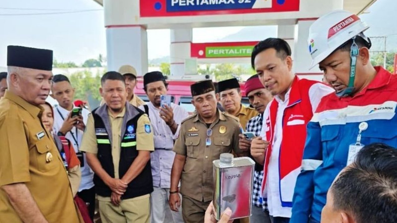 Satgas Ramadhan Pertamina sidak SPBU di Ternate, memastikan stok BBM aman dan kualitas terjaga jelang Ramadhan dan Idul Fitri 2025.