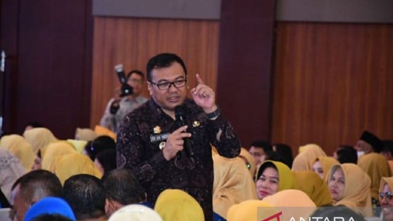 Pemkab Deli Serdang berencana membangun SMP unggulan di tiga kecamatan, Bupati Asri Ludin Tambunan menekankan pentingnya peran guru dalam mencari siswa berbakat dan pengawas dalam meningkatkan kualitas pendidikan.