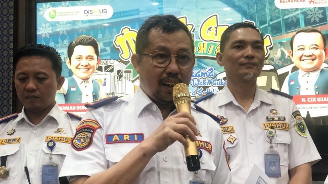 Dinas Perhubungan Sumsel menyiapkan rekayasa lalu lintas untuk mengantisipasi lonjakan pemudik hingga 20 persen pada Lebaran 2025, termasuk jalur alternatif dan penutupan jalan tertentu.