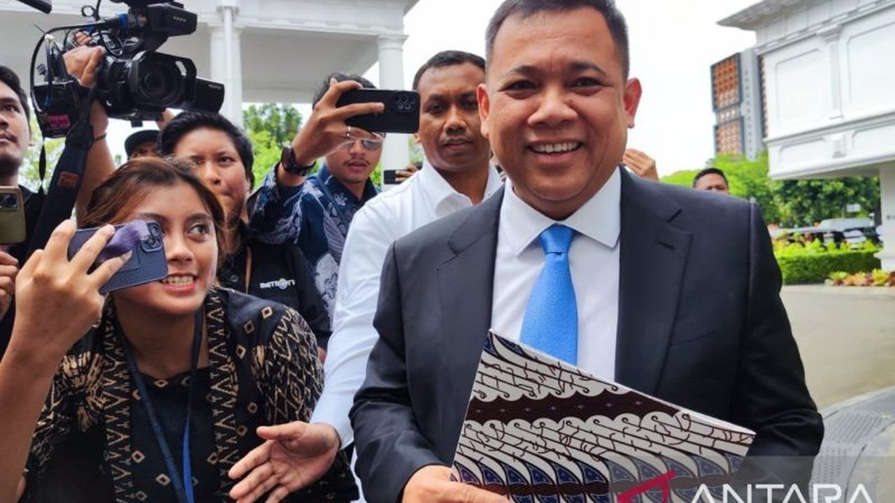 Para pengusaha ternama Indonesia, termasuk Haji Isam dan Aguan, bertemu Presiden Prabowo Subianto di Istana Kepresidenan untuk membahas berbagai program pemerintah dan kondisi ekonomi terkini.