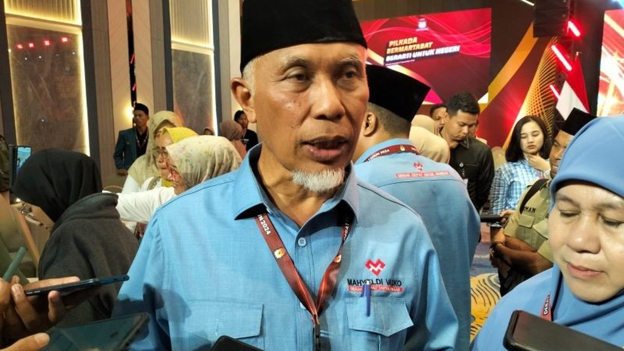 Gubernur Sumbar, Mahyeldi, berupaya maksimalkan Pendapatan Asli Daerah (PAD) dan potensi alam untuk tetap menjalankan program unggulan di tengah efisiensi anggaran, termasuk dengan melibatkan perantau Minang dan potensi pajak kendaraan bermotor.