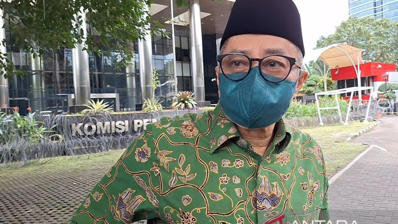 Mantan Kepala Kanwil Ditjen Pajak Jakarta Khusus, Muhamad Haniv, diperiksa KPK terkait kasus dugaan penerimaan gratifikasi Rp21,5 miliar yang diduga terjadi selama periode 2015-2018.