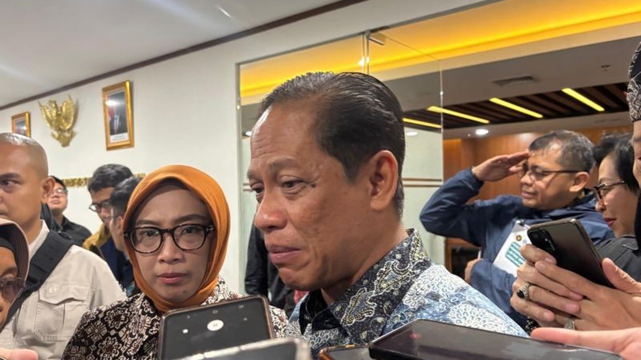 Menteri LH Hanif menyatakan tujuh TPA open dumping terancam pidana karena mencemari lingkungan, pemerintah akan menutup praktik tersebut mulai 10 Maret.
