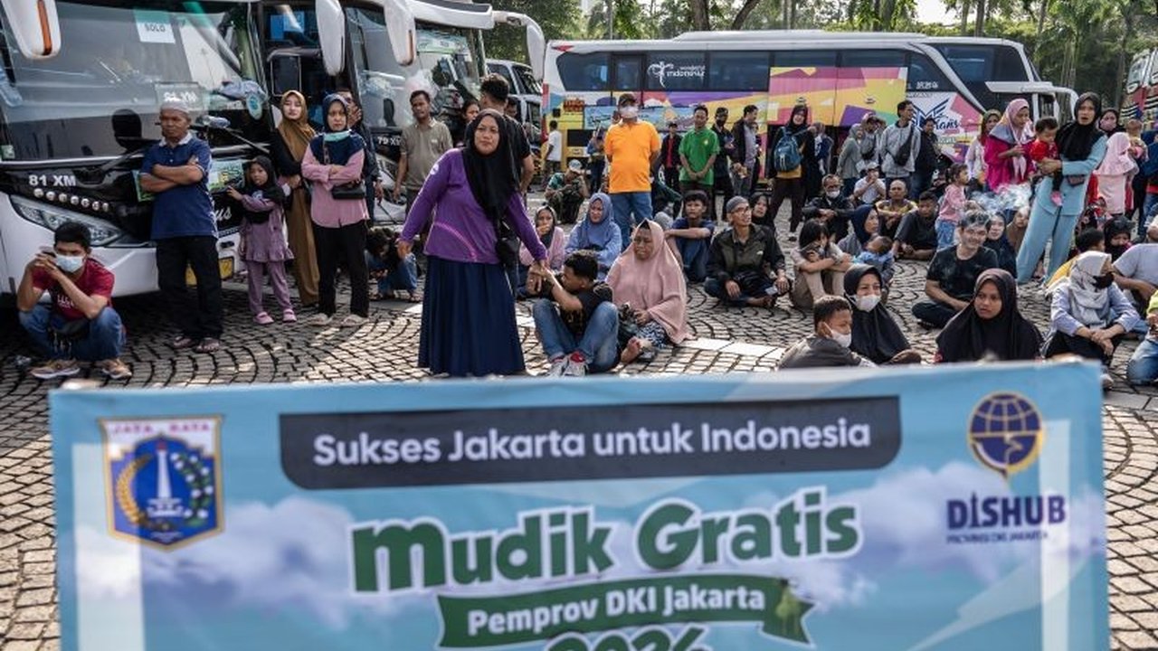 Suku Dinas Perhubungan Jakarta Barat menyediakan 2.250 kuota mudik gratis ke 20 kota di enam provinsi untuk Idul Fitri 1456 H, dengan pendaftaran daring mulai 7 Maret 2025.