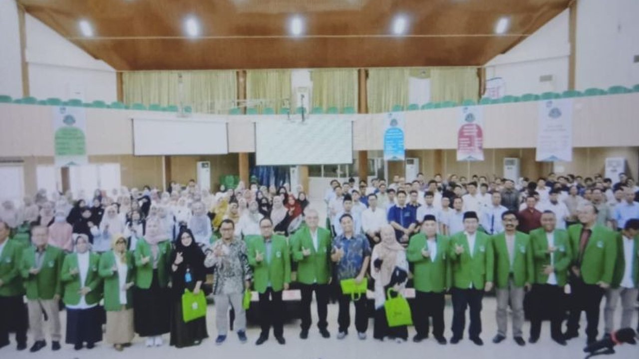 Universitas Muslim Indonesia (UMI) menggelar workshop untuk meningkatkan publikasi internasional dan peringkat Webometrics, demi mencapai status World Class University.