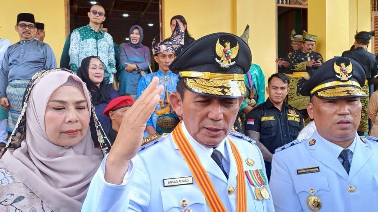 Demi efisiensi anggaran dan percepatan pembangunan Kepri, Timsus Gubernur Ansar Ahmad bersedia bekerja tanpa gaji setelah kebijakan penghentian pembayaran gaji per Maret 2025.