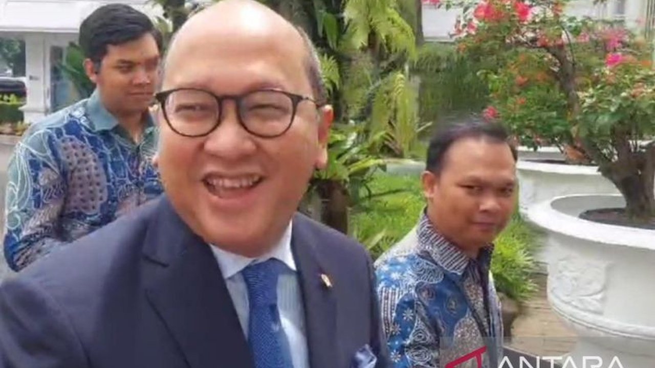 Erick Thohir dan Rosan Roeslani Sambangi Istana, Bahas Kepengurusan Danantara?