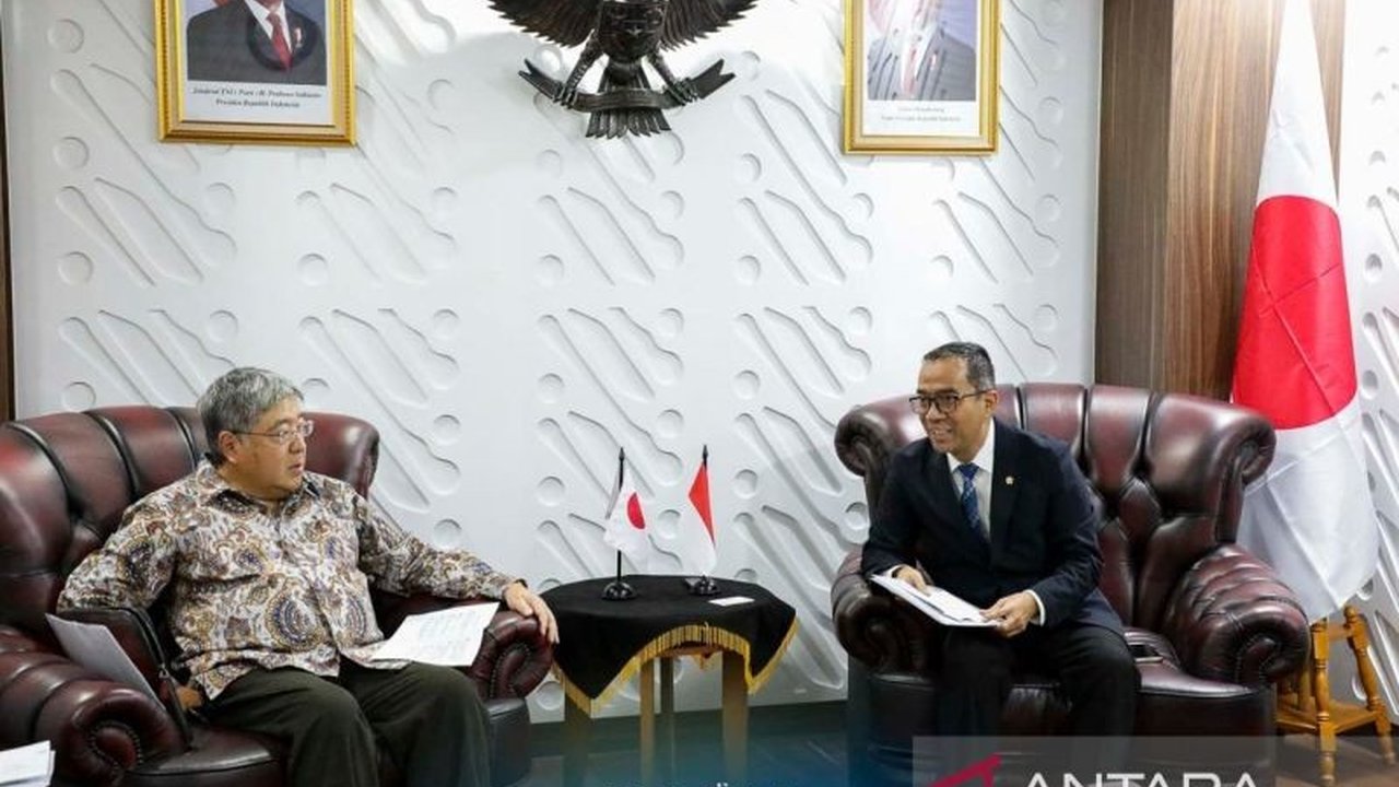 Menkeu RI, Brian Yuliarto, mendorong peningkatan kerja sama pendidikan tinggi dengan Jepang, mencakup riset bersama, konsorsium universitas, dan program beasiswa untuk mencapai target pembangunan nasional.