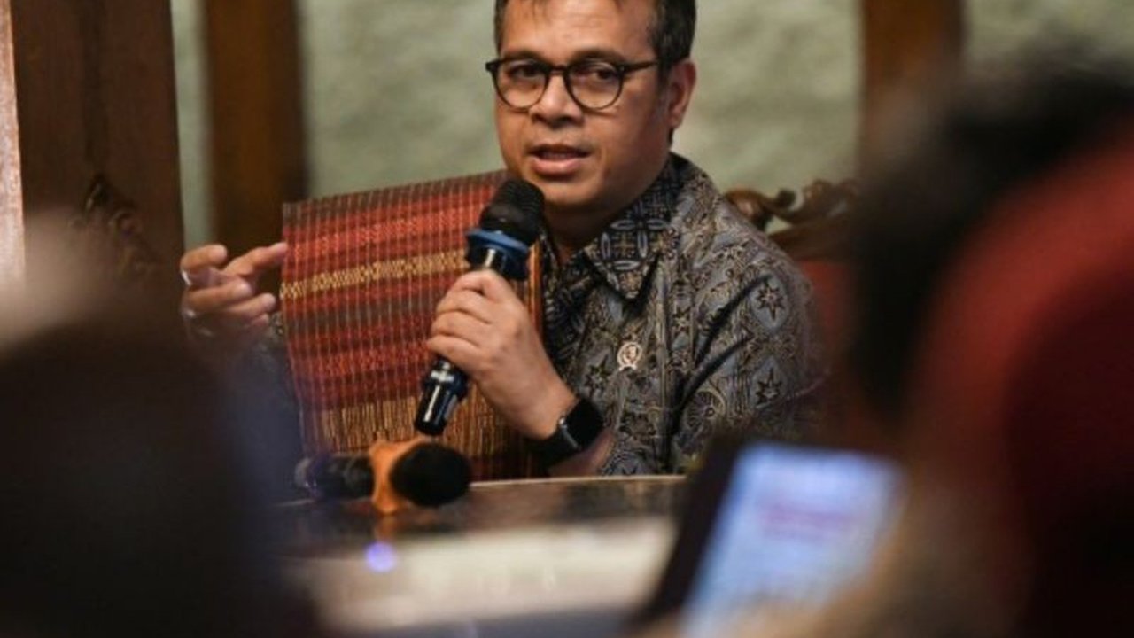 Kementerian Komunikasi dan Informatika (Kominfo) mendorong generasi muda Indonesia untuk mempelajari sejarah melalui berbagai media, termasuk film, guna menanamkan nilai-nilai kepahlawanan.