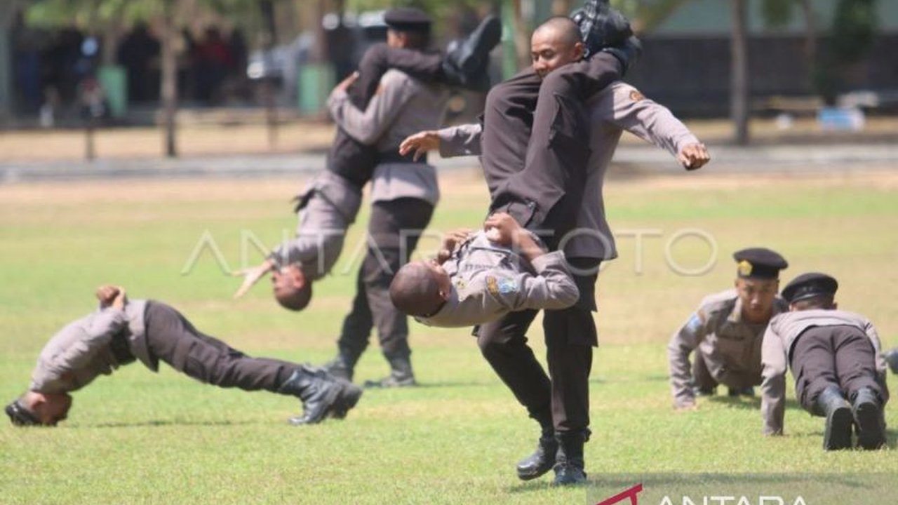 Kaltim Bangun SMA Taruna Borneo: Forging a New Generation of Leaders