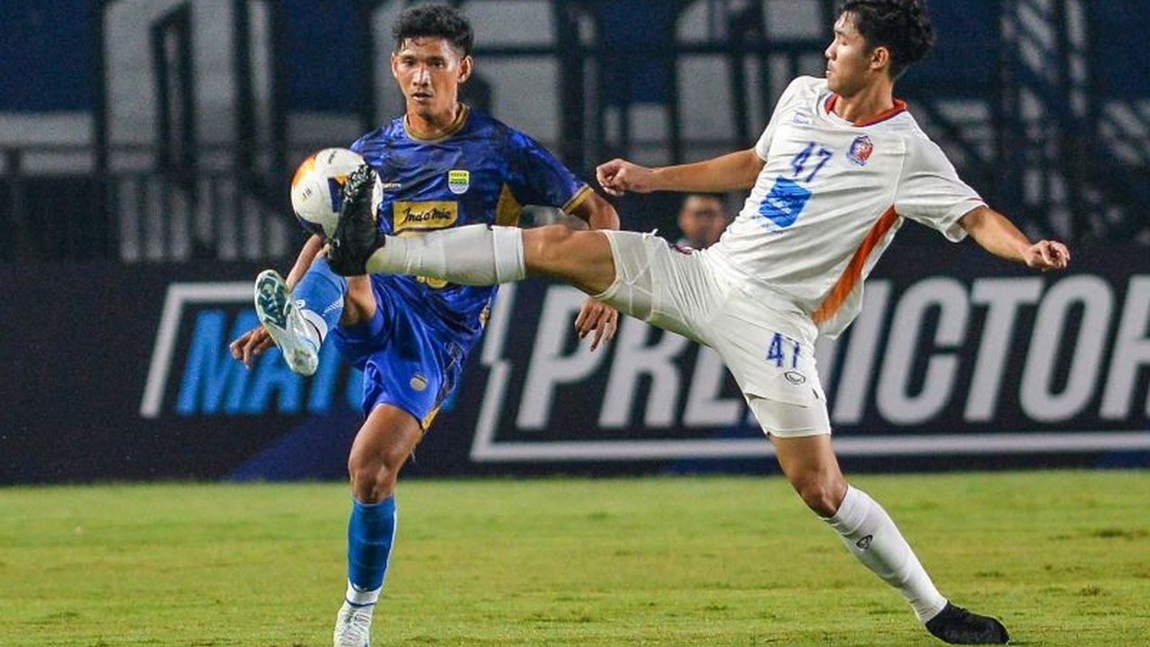Penyerang Persib Bandung, Ryan Kurnia, harus absen melawan Semen Padang akibat akumulasi kartu kuning, membuat pendukung kecewa berat.