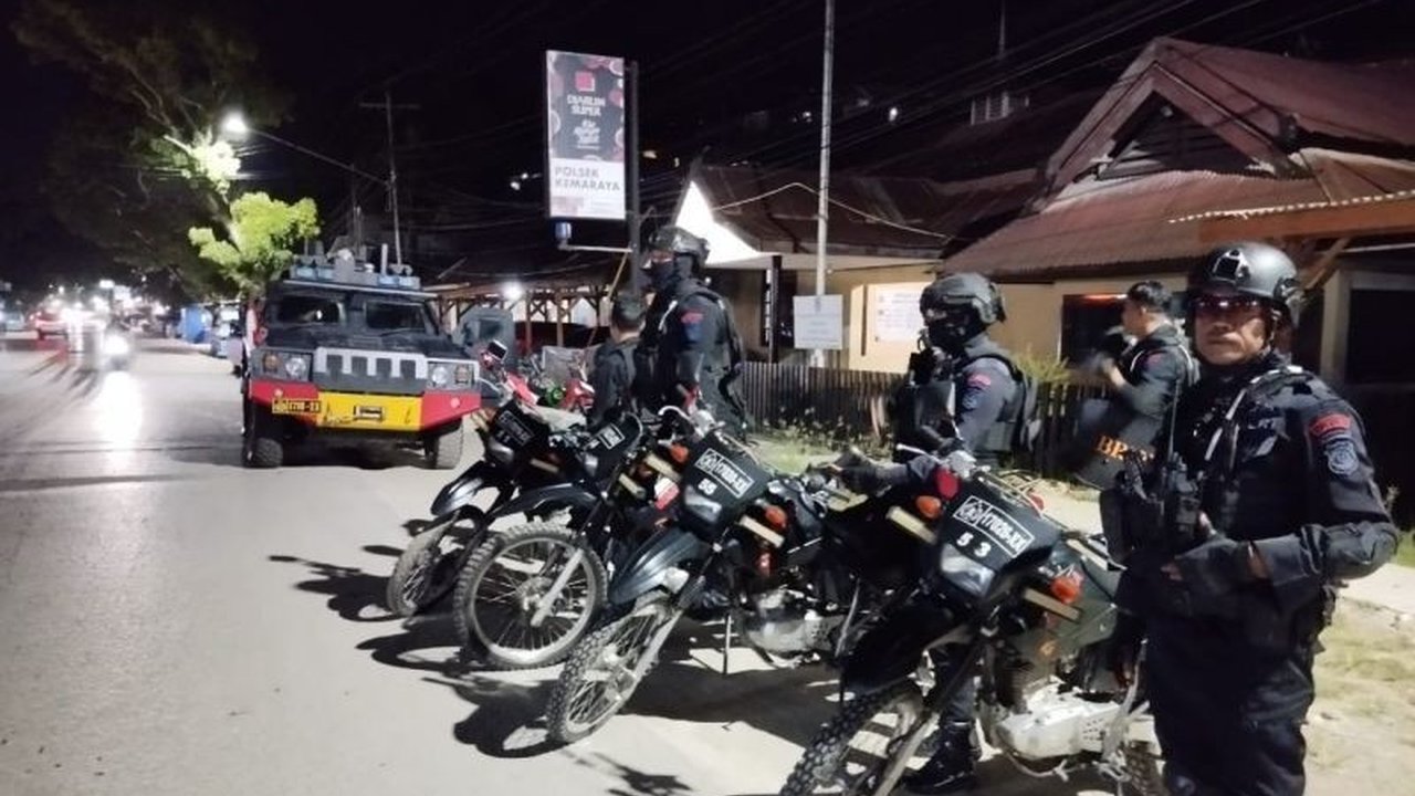 Satuan Brimob Polda Sultra meningkatkan patroli selama Ramadhan untuk mencegah balap liar dan tawuran di Kendari, memberikan rasa aman kepada masyarakat yang menjalankan ibadah puasa.