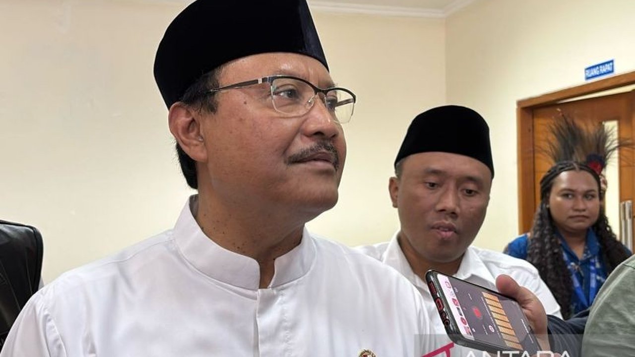 Kementerian Sosial (Kemensos) telah menyalurkan hampir Rp4 miliar untuk membantu korban bencana alam hidrometorologi di Bogor, Bekasi, dan Jakarta, meliputi bantuan logistik dan pemulihan.