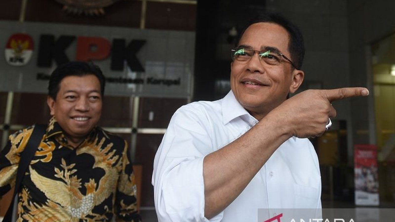 Komisi Pemberantasan Korupsi (KPK) menetapkan Sekretaris Jenderal DPR RI, Indra Iskandar, sebagai tersangka korupsi proyek pengadaan sarana kelengkapan rumah jabatan anggota DPR RI tahun anggaran 2020, bersama enam tersangka lainnya.