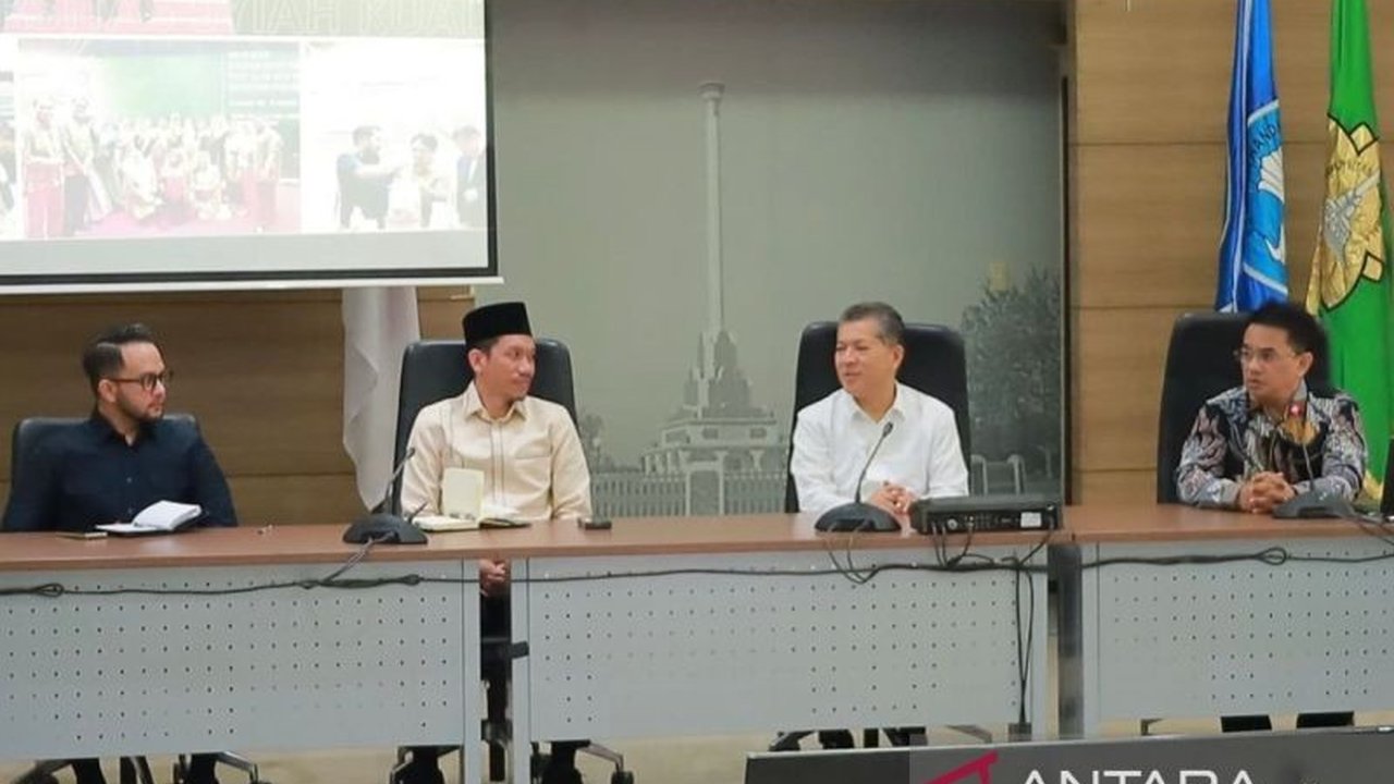 Pemerintah Kabupaten Aceh Barat berkolaborasi dengan USK untuk meningkatkan kualitas dan ekspor minyak nilam Aceh, produk unggulan UMKM setempat.