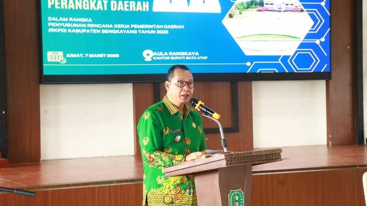 Pemerintah Kabupaten Bengkayang merancang Rencana Kerja Perangkat Daerah (RKPD) 2026 yang berfokus pada pemenuhan kebutuhan dasar masyarakat dan upaya pencegahan korupsi, sejalan dengan program SDM Mantap Bengkayang Gemilang.