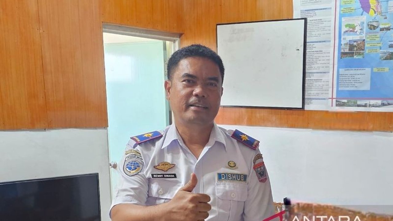 Wings Air membuka rute penerbangan langsung Padang-Mentawai mulai 28 Maret 2025, menjanjikan peningkatan aksesibilitas dan pertumbuhan ekonomi di Kepulauan Mentawai.