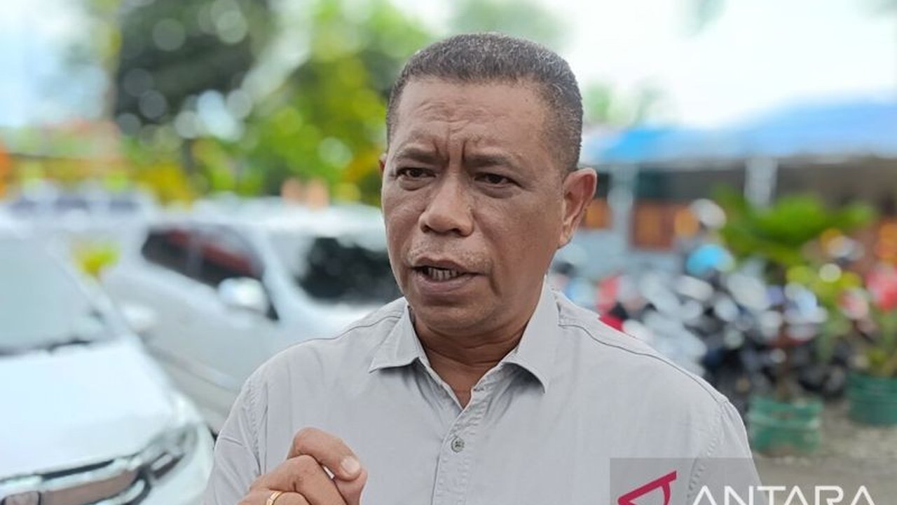 Dinas Kesehatan Mimika meningkatkan edukasi dan kunjungan rumah untuk menurunkan angka stunting yang masih 10 persen di tahun 2024 melalui penguatan tim Pengabdian Masyarakat Pemula (PMP).