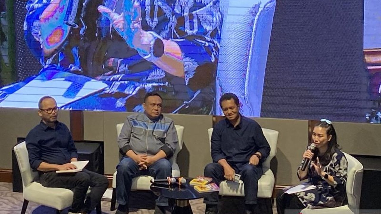 Pembentukan Badan Pengelola Investasi (BPI) Danantara merupakan impian mendiang ekonom Soemitro Djojohadikusumo yang kini diwujudkan oleh Presiden Prabowo Subianto.