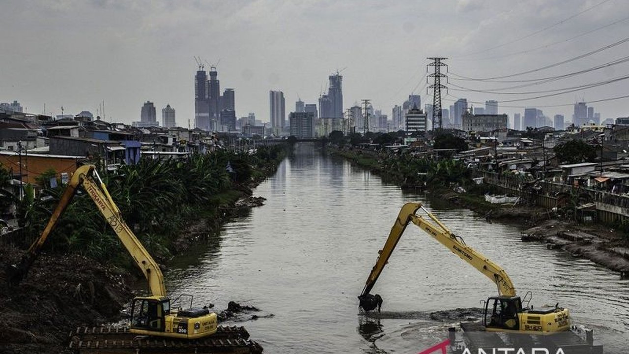 Menteri PU mengusulkan pengendalian banjir Jakarta sebagai Proyek Strategis Nasional (PSN) baru untuk mempercepat penanganan banjir di Ibu Kota.