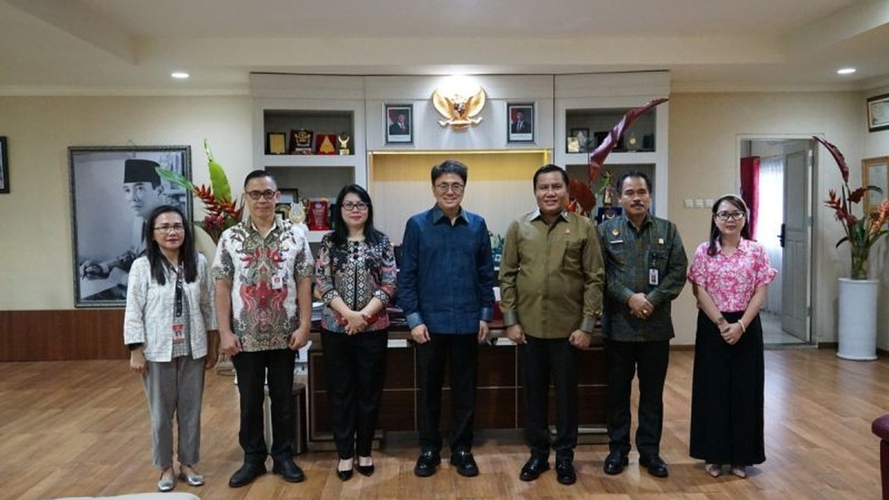 Kemenkumham Sulawesi Utara dan Pemerintah Kota Manado memperkuat sinergi untuk menjalankan program unggulan peningkatan kesadaran hukum dan akses bantuan hukum bagi warga Manado.