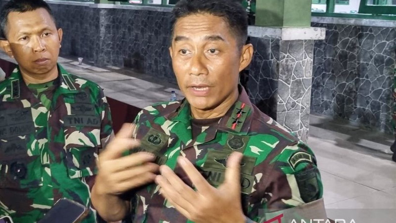 Pangdam Kasuari Mayjen TNI Jimmy Ramoz Manalu umumkan 2.065 hektare lahan siap dimanfaatkan untuk program ketahanan pangan di Papua Barat dan Papua Barat Daya, membutuhkan sinergi dengan pemerintah daerah.