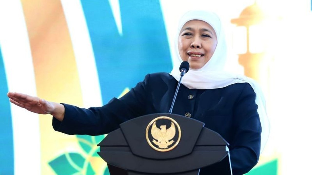 Gubernur Khofifah Indar Parawansa mengajak guru di Jawa Timur menerapkan empat konsep pendidikan: tadris, ta'lim, tarbiyah, dan ta'dib, untuk membentuk karakter siswa yang berakhlak mulia dan mencegah perundungan.