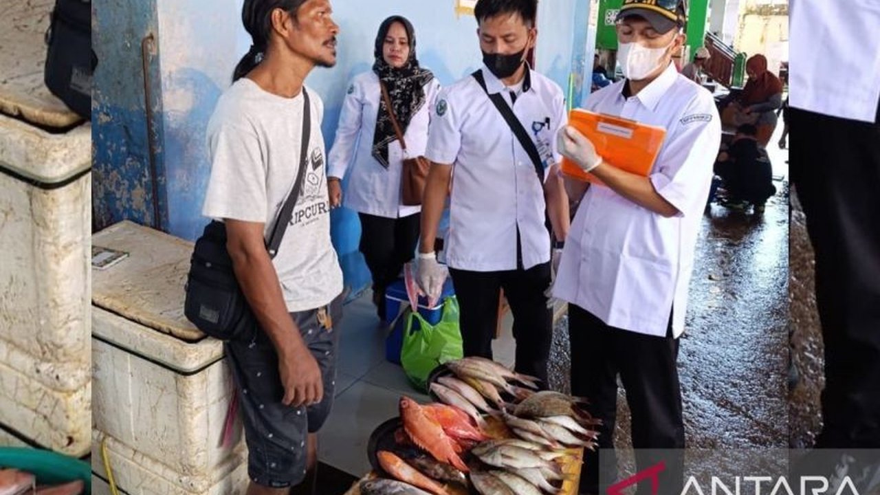 Badan Mutu KKP Maluku gencar melakukan pengawasan mutu perikanan di Pasar Mardika Ambon selama Ramadhan 2025 untuk memastikan keamanan dan kesehatan pangan masyarakat.