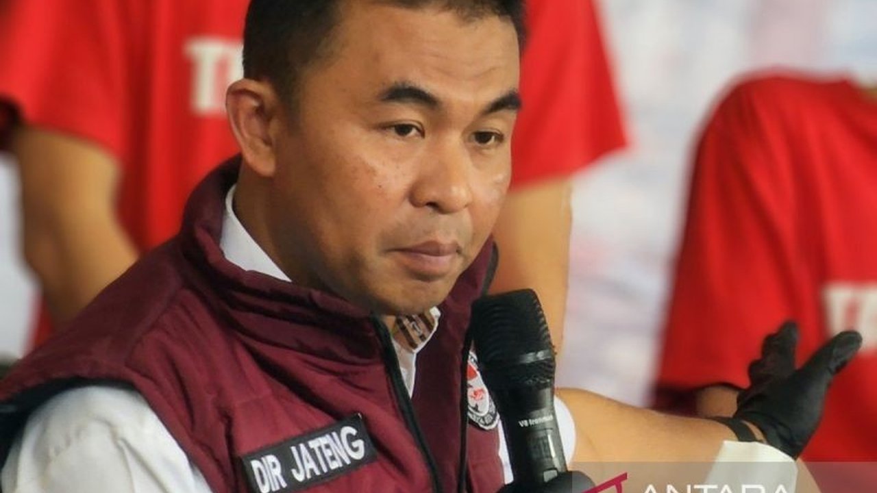 Polda Jawa Tengah mencatat peningkatan signifikan pengungkapan kasus narkoba pada tahun 2024, terutama jenis sabu dan ekstasi, dibandingkan tahun sebelumnya.