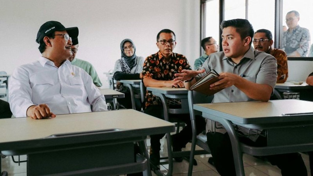 Menristek dan Menkes Tinjau Lokasi Sekolah Rakyat di Bekasi: Siap Ukir Masa Depan Cerah Anak Indonesia