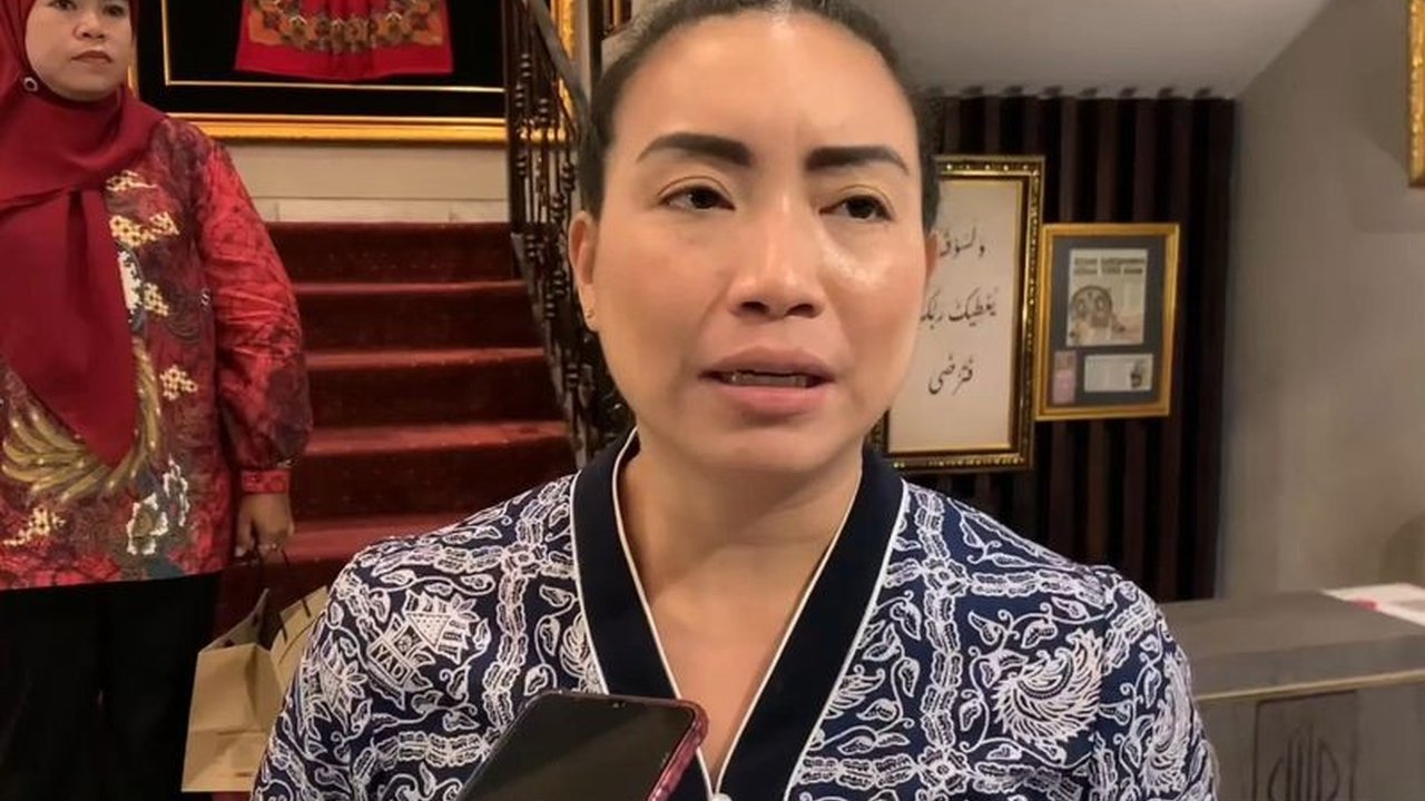 Wakil Ketua Komisi VII DPR RI, Rahayu Saraswati, dan Ketua DPR RI, Puan Maharani, soroti dukungan DPR terhadap perempuan dan anak, termasuk fasilitas daycare dan ruang laktasi, serta dorongan implementasi UU KIA.