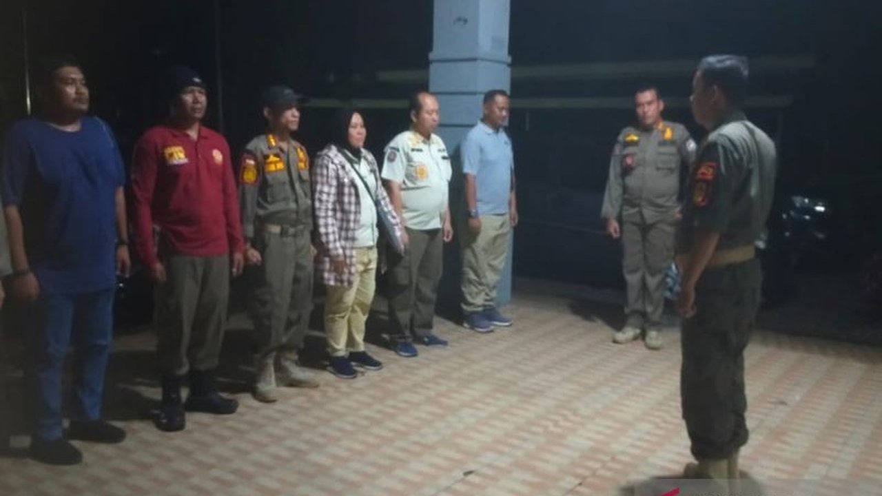 Satpol PP Kabupaten Mukomuko meningkatkan patroli dan pemantauan untuk mencegah gangguan kamtibmas selama bulan Ramadhan, khususnya terkait operasional tempat usaha.