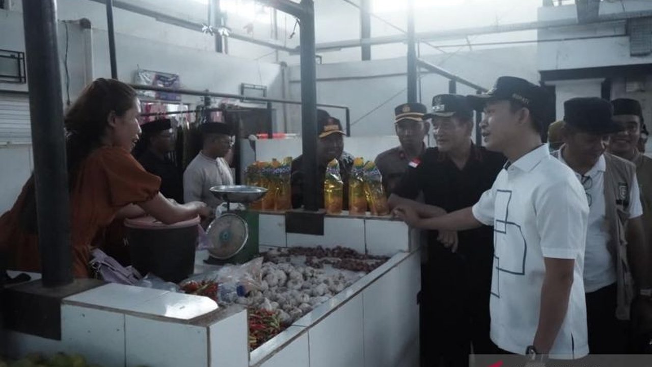 Bupati Konawe Utara, Sulawesi Tenggara, memastikan ketersediaan LPG selama Ramadhan untuk mencegah kelangkaan dan menstabilkan harga kebutuhan pokok masyarakat.