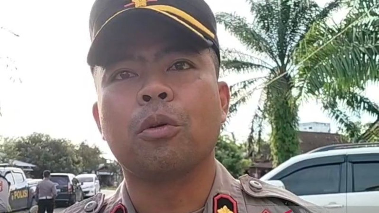 Polres Mukomuko mengajak masyarakat mengisi Ramadhan dengan kegiatan positif dan menghindari pelanggaran hukum seperti balap liar serta konsumsi minuman keras, sekaligus membagikan ratusan paket takjil.