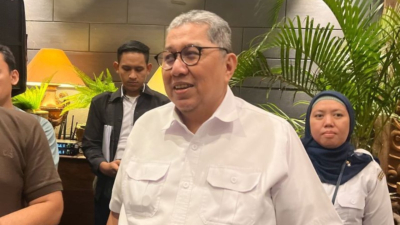 Direktorat Jenderal Perkeretaapian (DJKA) Kementerian Perhubungan menyediakan 7.424 kuota motor gratis dan 16.960 tiket penumpang kereta api untuk program Mudik Motor Gratis (Motis) Lebaran 2025.