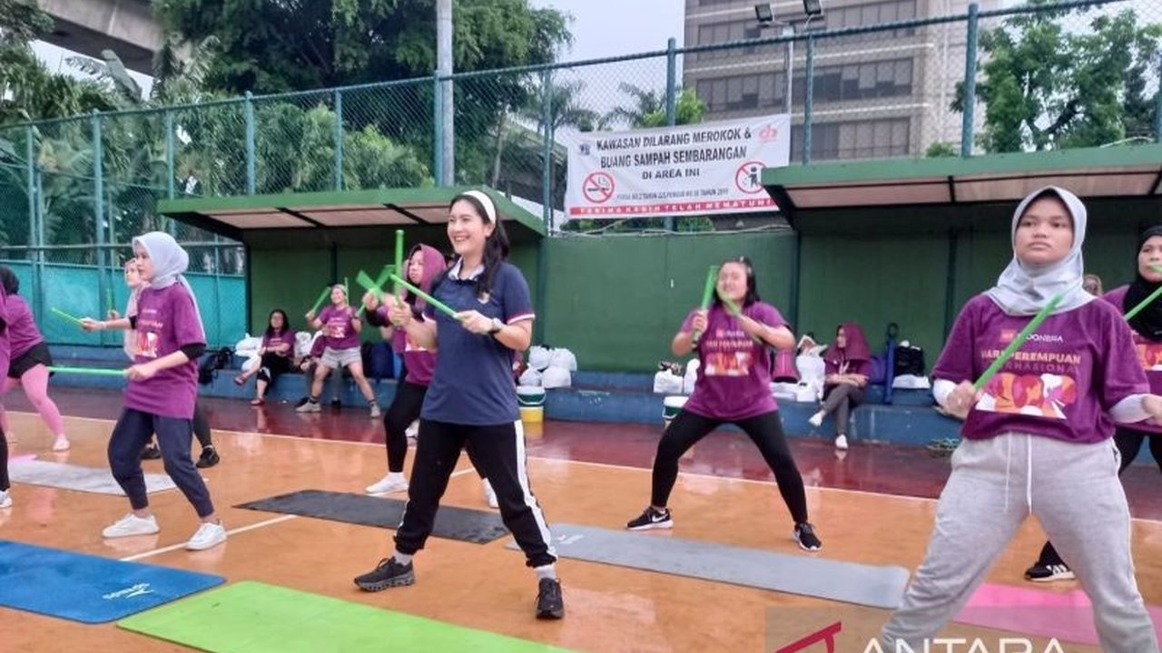 Wakil Menteri Dukbangga menekankan pentingnya perempuan sehat dan berdaya untuk mewujudkan Indonesia Emas 2045, mendorong pola hidup sehat sejak dini melalui olahraga dan gizi seimbang.