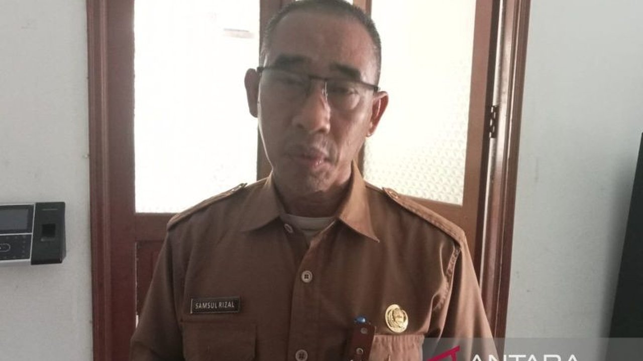 Pemerintah Kota Palangka Raya menggelar operasi pasar murah di 10 kelurahan untuk membantu warga memenuhi kebutuhan pokok menjelang Idul Fitri 1446 H dengan harga terjangkau, yaitu Rp100.000 per paket.